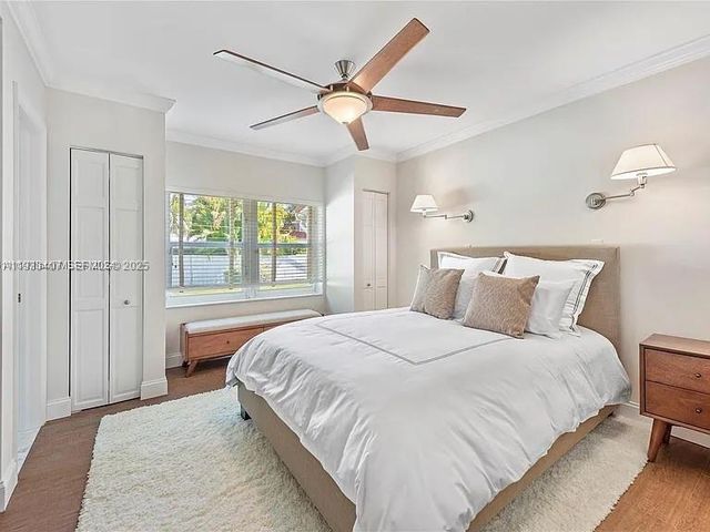 5371 N Bay Rd, Miami Beach, FL 33140