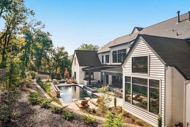 4600 Shys Hill Rd, Nashville, TN 37215