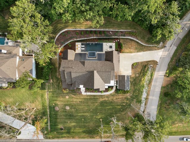4600 Shys Hill Rd, Nashville, TN 37215