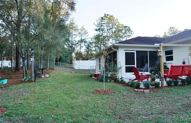8429 N Tiny Lily Drive, Citrus Springs, FL 34434