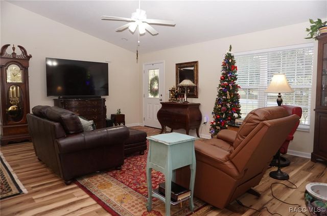 8429 N Tiny Lily Drive, Citrus Springs, FL 34434