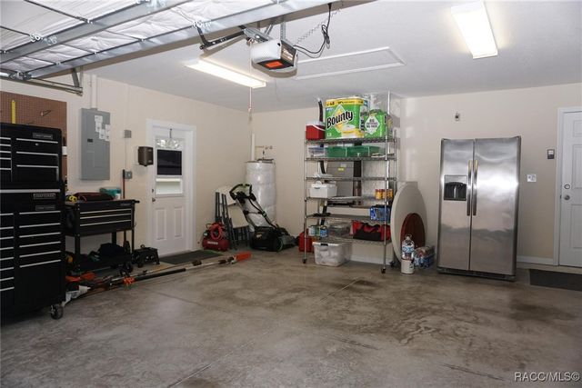 8429 N Tiny Lily Drive, Citrus Springs, FL 34434