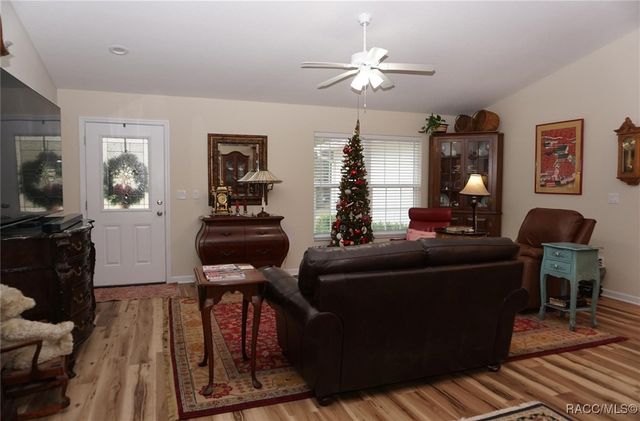 8429 N Tiny Lily Drive, Citrus Springs, FL 34434