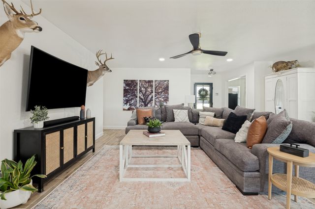 5610 Niagara Court, Midlothian, TX 76065