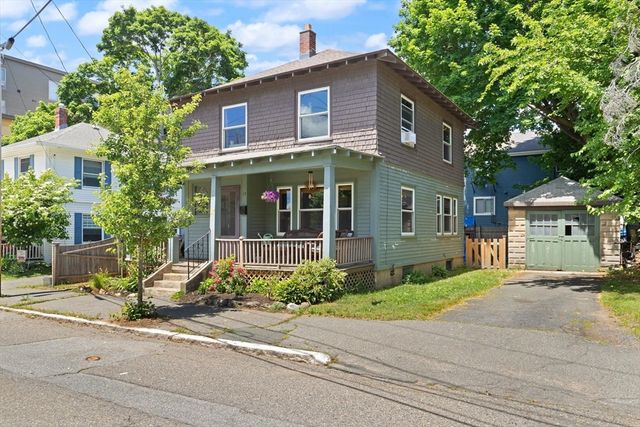 47 Wallis St, Beverly, MA 01915