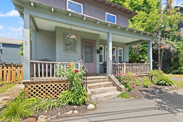 47 Wallis St, Beverly, MA 01915