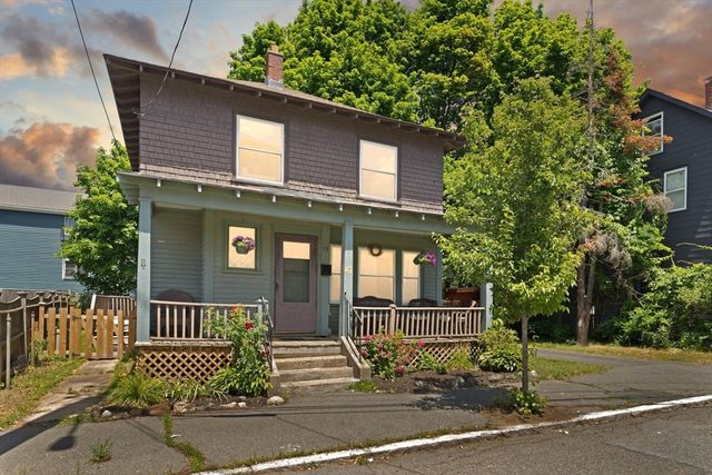 47 Wallis St, Beverly, MA 01915