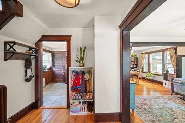 47 Wallis St, Beverly, MA 01915