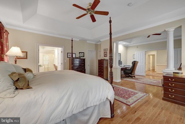 513 JOHN MARSHALL DR NE, Vienna, VA 22180