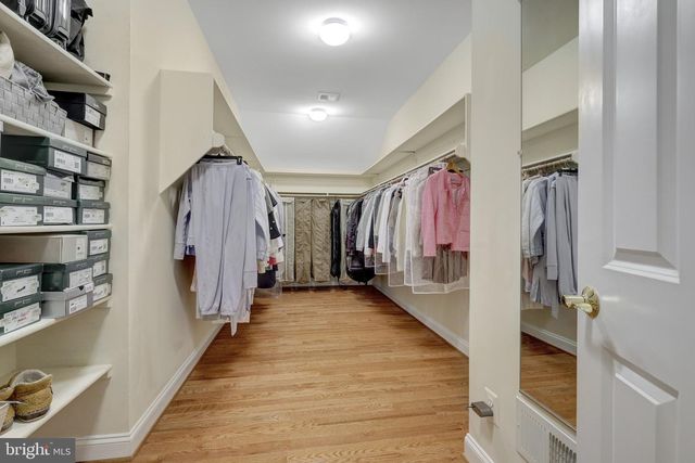 513 JOHN MARSHALL DR NE, Vienna, VA 22180