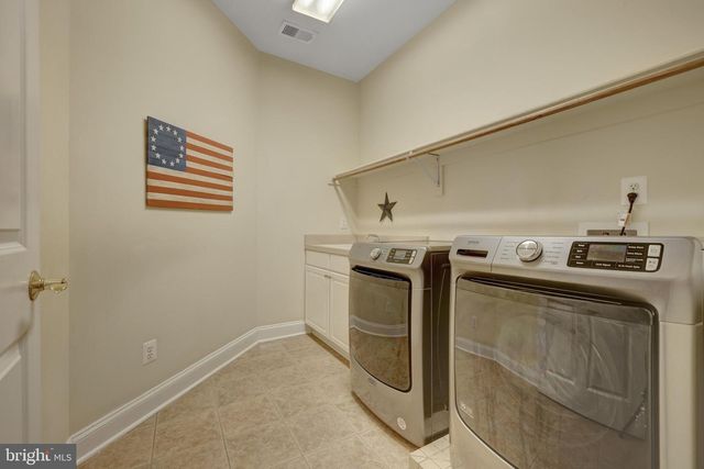 513 JOHN MARSHALL DR NE, Vienna, VA 22180