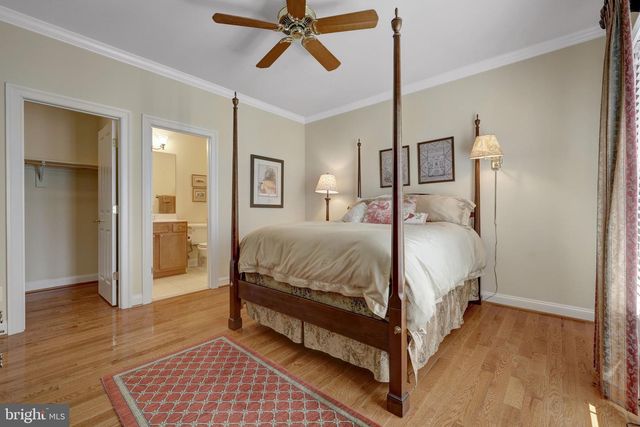 513 JOHN MARSHALL DR NE, Vienna, VA 22180
