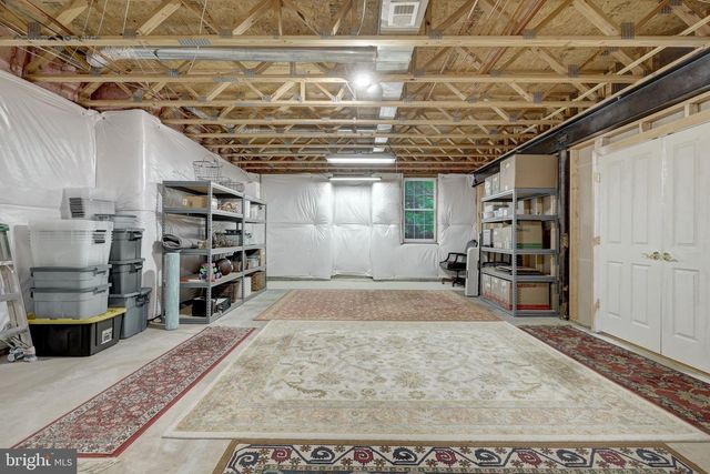 513 JOHN MARSHALL DR NE, Vienna, VA 22180