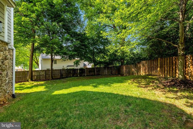 513 JOHN MARSHALL DR NE, Vienna, VA 22180