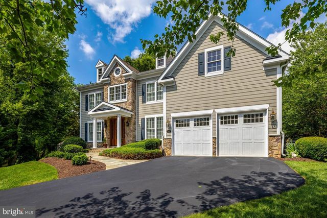513 JOHN MARSHALL DR NE, Vienna, VA 22180