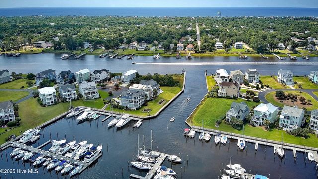 4277 Kingston Court, Southport, NC 28461