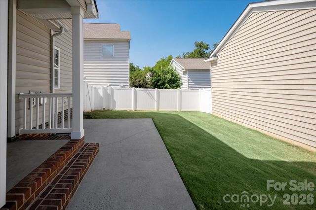 10431 Alvarado Way, Charlotte, NC 28277