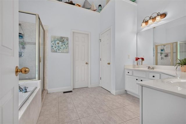 2194 Indian Shoals Drive NE, Loganville, GA 30052