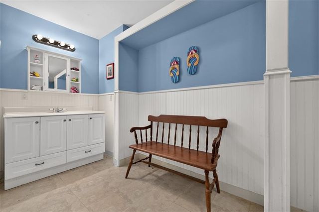 2194 Indian Shoals Drive NE, Loganville, GA 30052