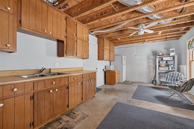 2194 Indian Shoals Drive NE, Loganville, GA 30052