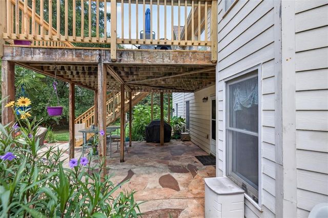 2194 Indian Shoals Drive NE, Loganville, GA 30052
