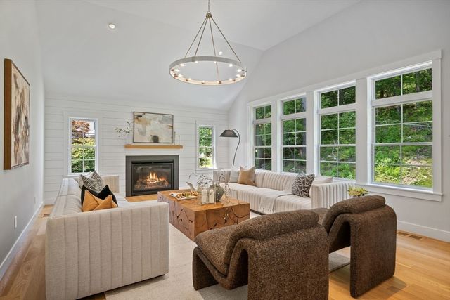 106 Spofford Road, Boxford, MA 01921