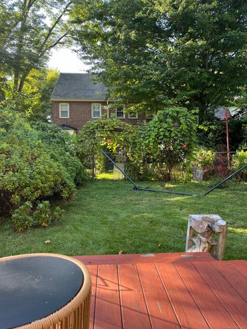 68 Cole Street, Bridgeport, CT 06604