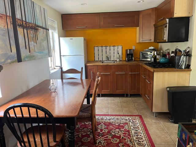 68 Cole Street, Bridgeport, CT 06604