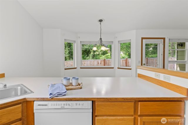 911 NW Leisure Lane, Bremerton, WA 98311