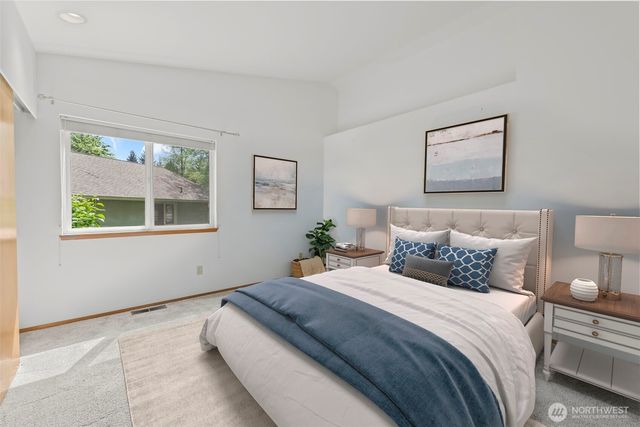 911 NW Leisure Lane, Bremerton, WA 98311