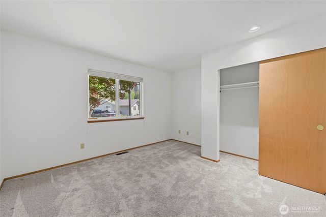 911 NW Leisure Lane, Bremerton, WA 98311