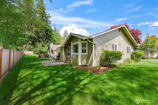 911 NW Leisure Lane, Bremerton, WA 98311
