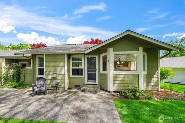 911 NW Leisure Lane, Bremerton, WA 98311