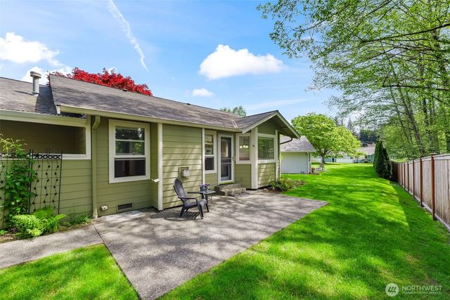 911 NW Leisure Lane, Bremerton, WA 98311