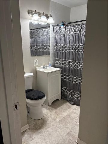 230 S Huttig Avenue, Independence, MO 64053