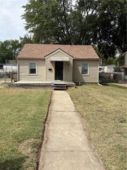 230 S Huttig Avenue, Independence, MO 64053