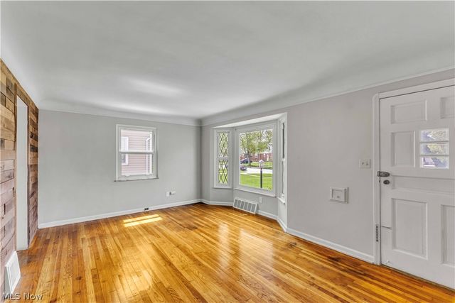 477 Huntmere Drive, Bay Village, OH 44140