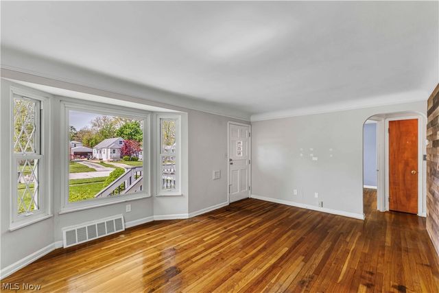 477 Huntmere Drive, Bay Village, OH 44140