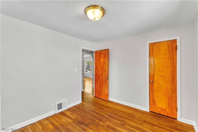 477 Huntmere Drive, Bay Village, OH 44140