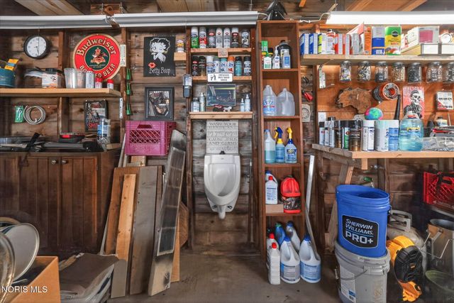 635 Wright Avenue, Toledo, OH 43609