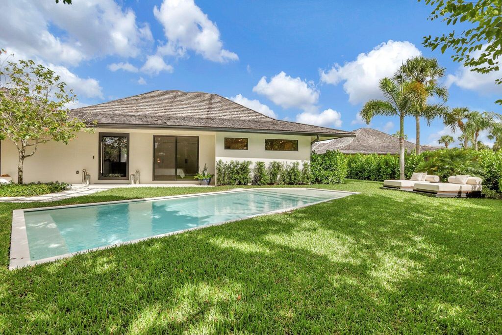 11880 Pebblewood Drive, Wellington, FL 33414