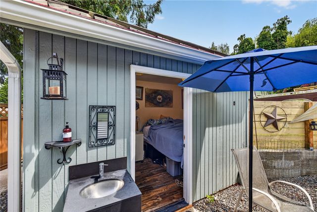 501 35th Street, Anacortes, WA 98221