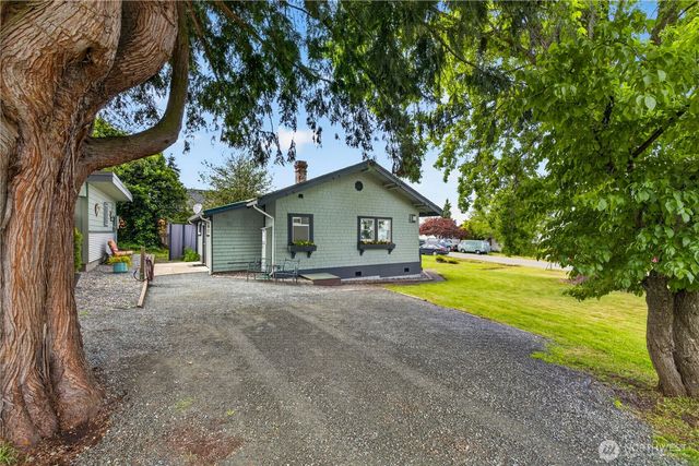 501 35th Street, Anacortes, WA 98221