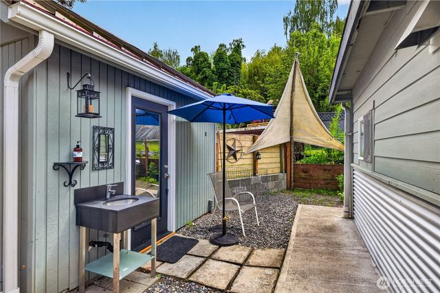 501 35th Street, Anacortes, WA 98221
