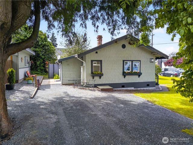 501 35th Street, Anacortes, WA 98221