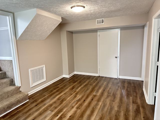 106 Overlook Dr, Hendersonville, TN 37075