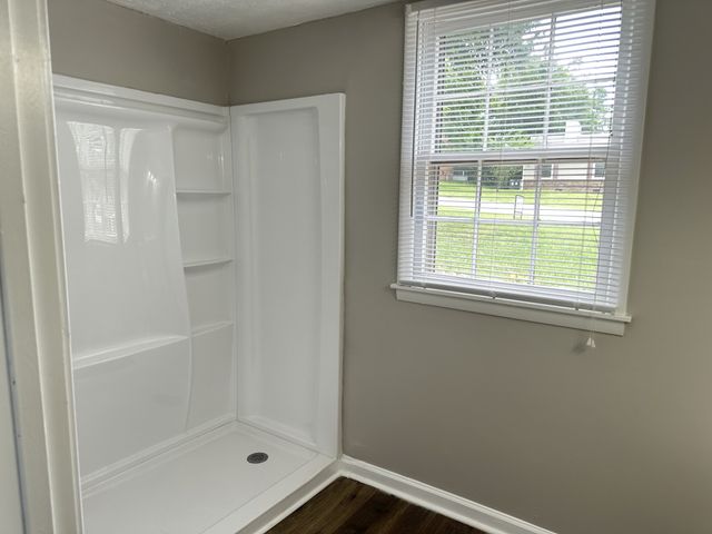 106 Overlook Dr, Hendersonville, TN 37075