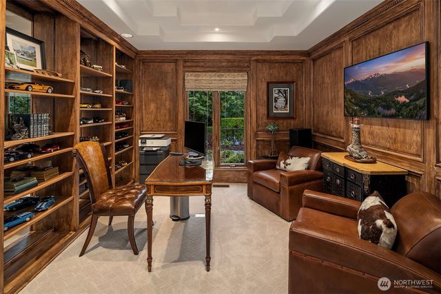 854 Evergreen Point Road, Medina, WA 98039