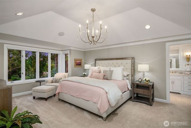 854 Evergreen Point Road, Medina, WA 98039