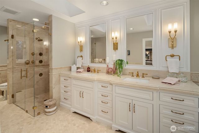 854 Evergreen Point Road, Medina, WA 98039